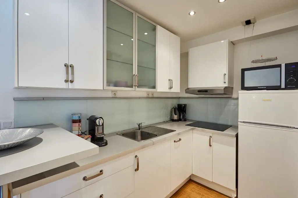 401 Suite Martine