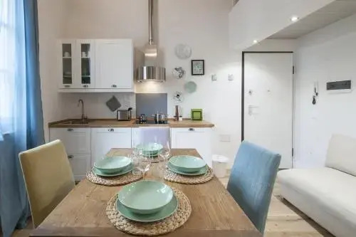 Contemporary Conce 2 Bedrooms Flat