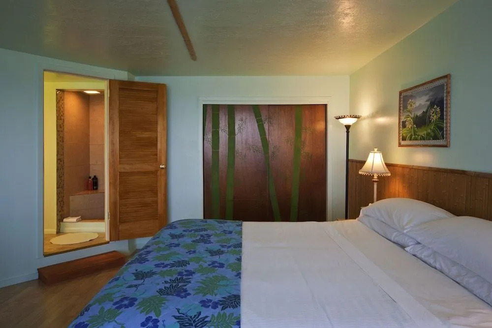 Hale Kai Hawaii Bed & Breakfast