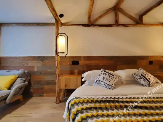 Hanzhong Tianxing Haohua 1 week B & B