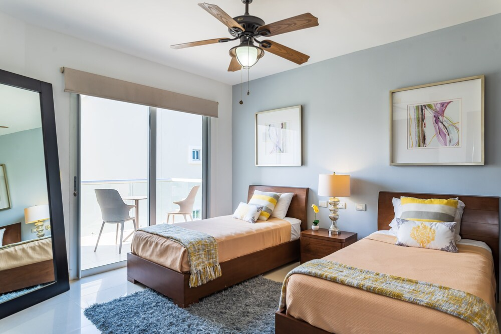 Casa Marbella Ocean View Penthouse 3 Bedroom Apts by RedAwning