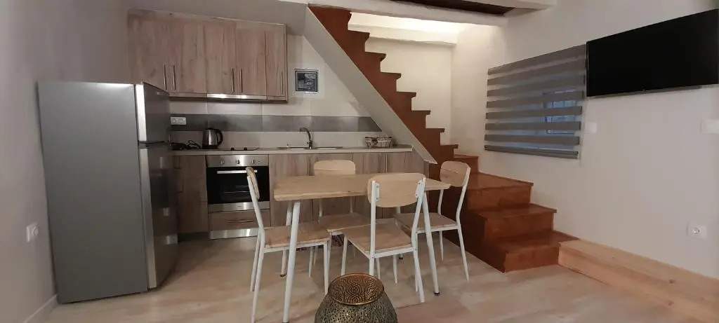 Helens little villa