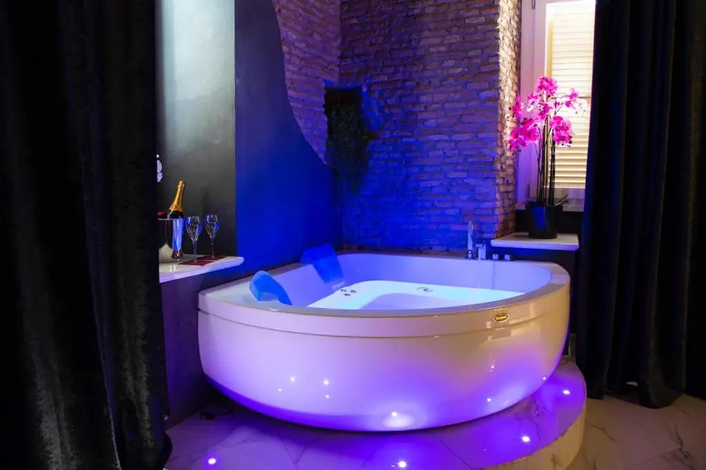 Rhome Luxury suite