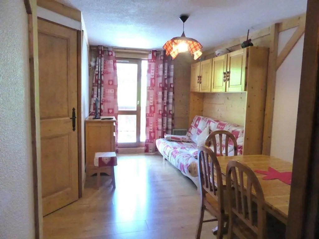 Appartement 4-6 pers, Beaufort, prox. pistes, piscine été, parking, animaux OK, bien équipé - FR-1-342-151