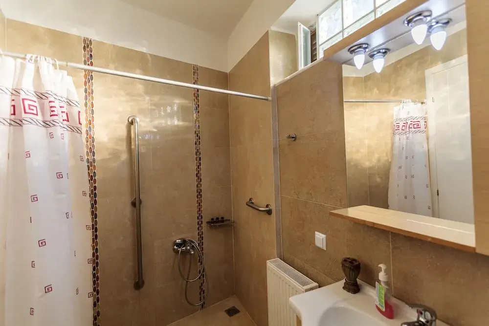 Escape in Style, close to the sea and city center