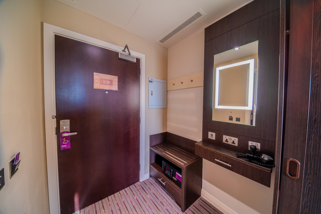 Premier Inn Dubai Al Jaddaf - An Emirates Group Company