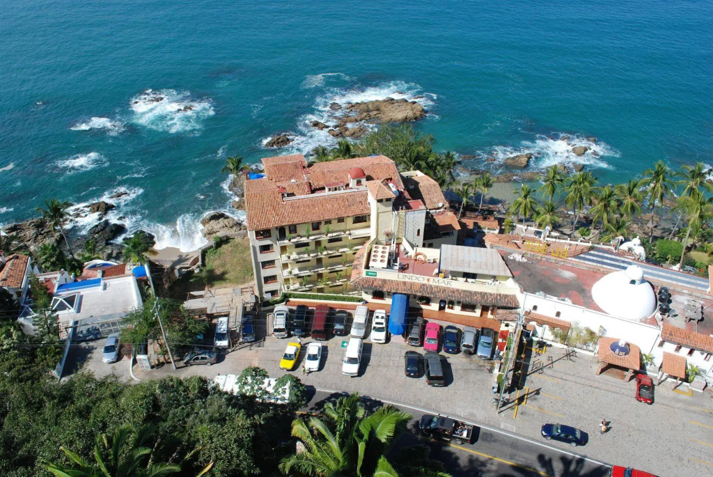 Lindo Mar Resort