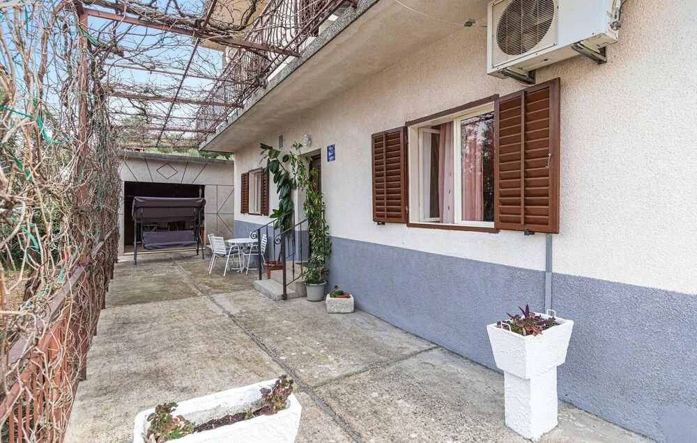 Awesome Apartment in Trogir With 1 Bedrooms and Wifi