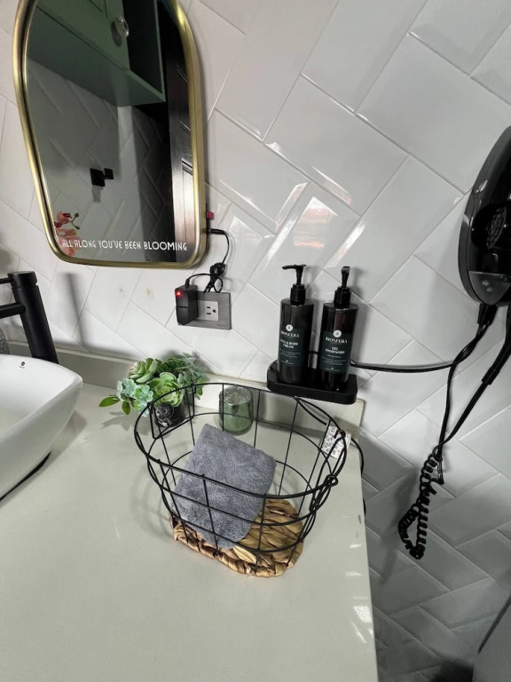 5 min From Airport SJO Oasis Loft