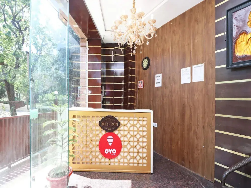 OYO 1617 Palm Retreat