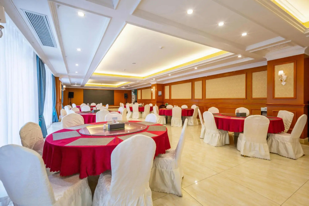Vienna Classic Hotel (Suzhou Baima Mall)