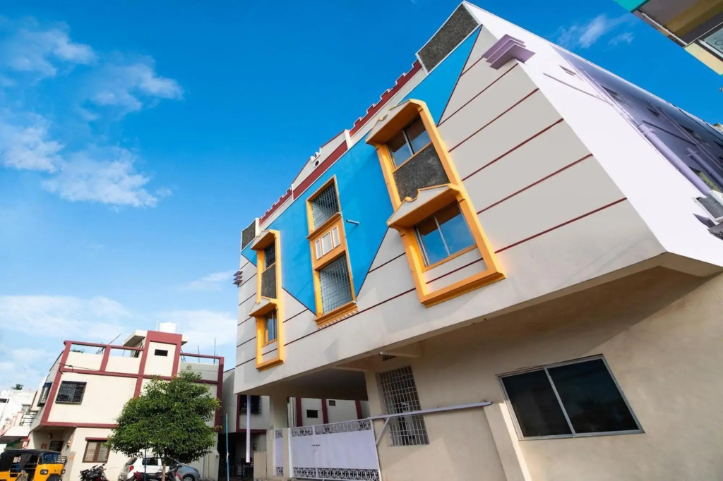 Sonika Grand by OYO Rooms
