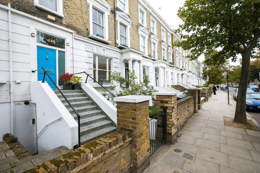 2 BED Flat in Swiss Cottage