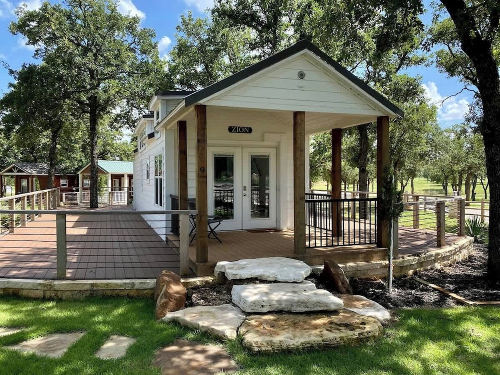Resort at Fredericksburg Unit 1