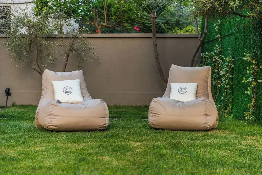 Zoe's Villa 201