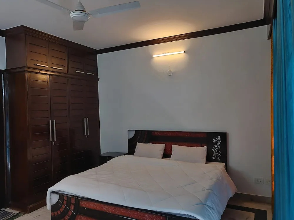 Bunkmates Hostel