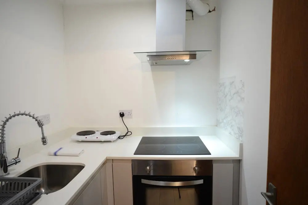 Bright Camberwell 2 Bedroom Flat