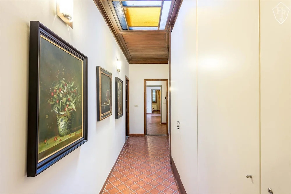 Calzaiuoli Apartments by Mamo Florence