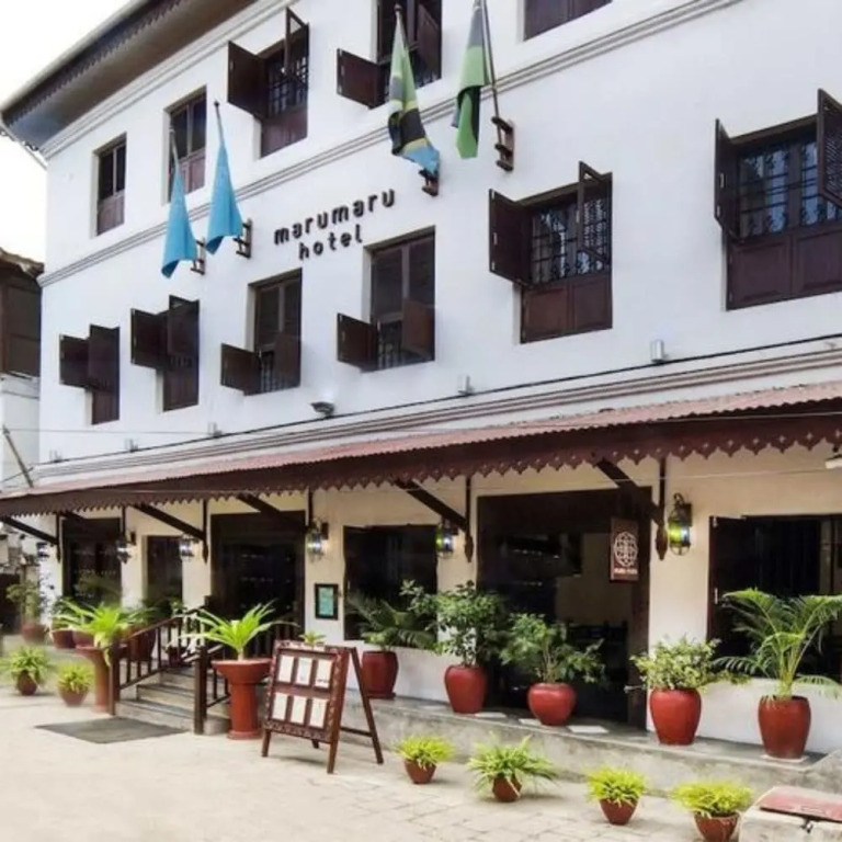 Maru Maru Hotel