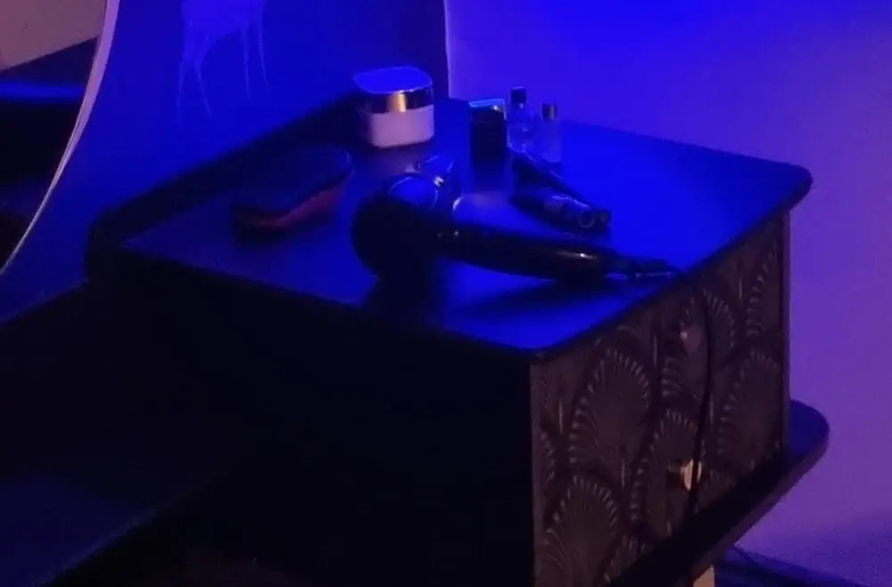 Angela's Hideaway - 2 Beds - Hot Tub - Sauna
