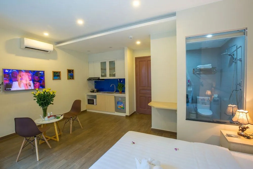 HighEnd Duplex w Balcony Hanoi Old Quarter by Ssens Homes