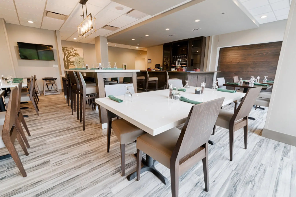 Holiday Inn Knoxville N - Merchant Drive by IHG