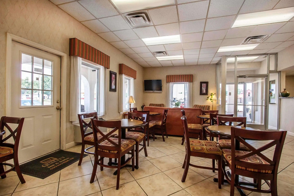 Quality Inn & Suites Covington