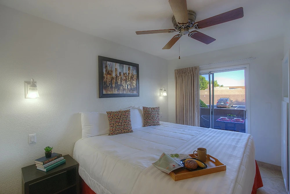 102 -Fully Furnished 1BR Suite-Prime Location! by RedAwning