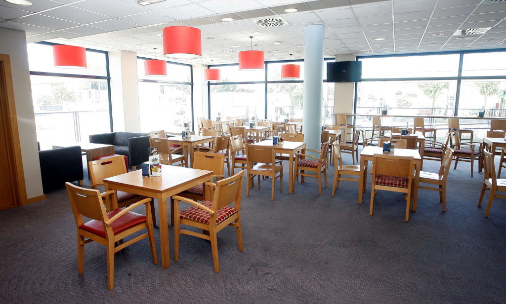 Отель Travelodge Barcelona Fira