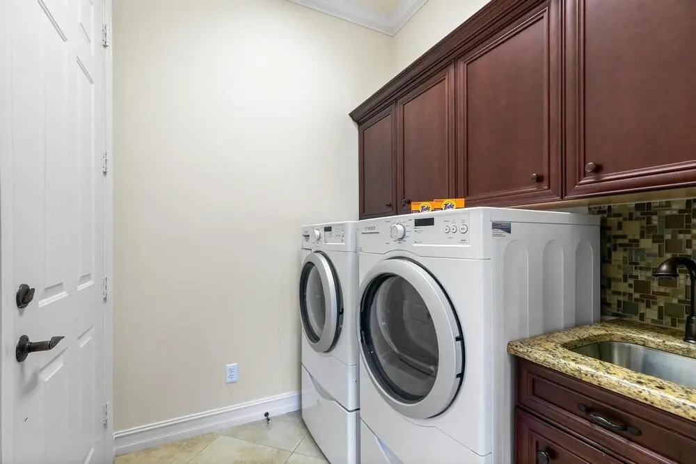 Caribbean Ct. 805, Marco Island Vacation Rental 3 Bedroom Home by Redawning