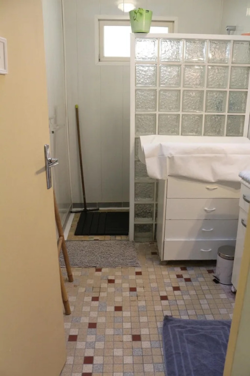 House With 2 Bedrooms in Saint-estèphe, With Enclosed Garden and Wifi