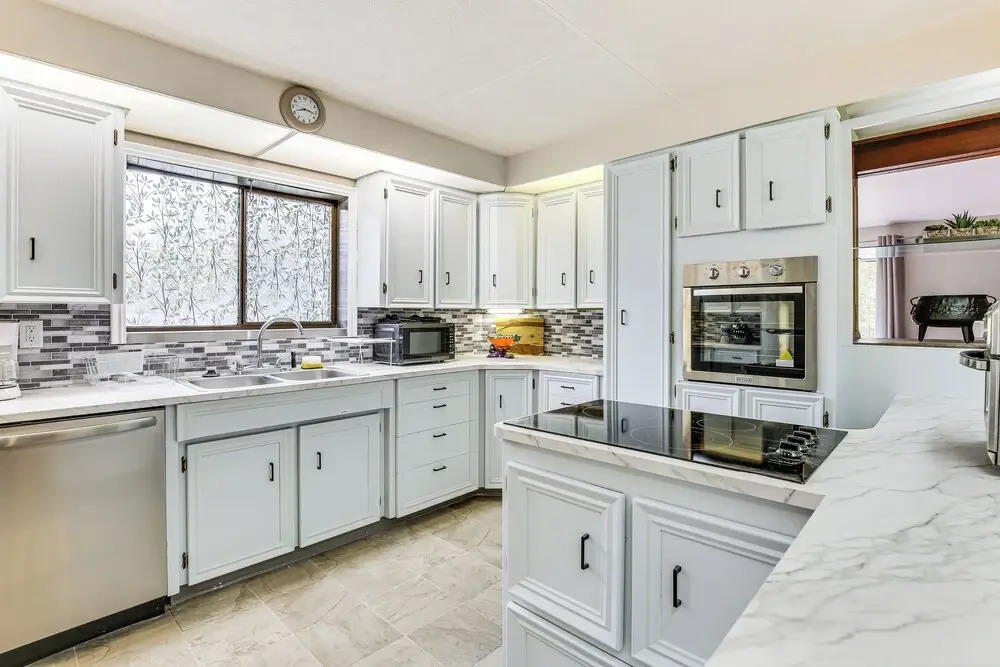 3 Mi to UO Campus: Pet friendly Springfield Home