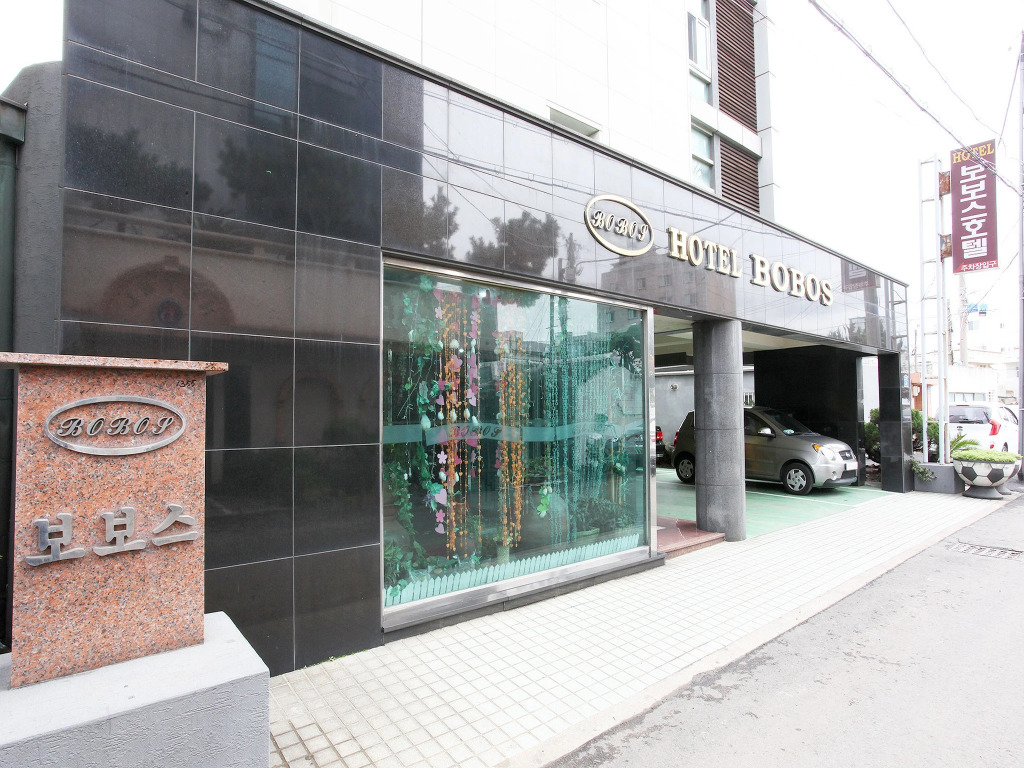 BOBOS Hotel