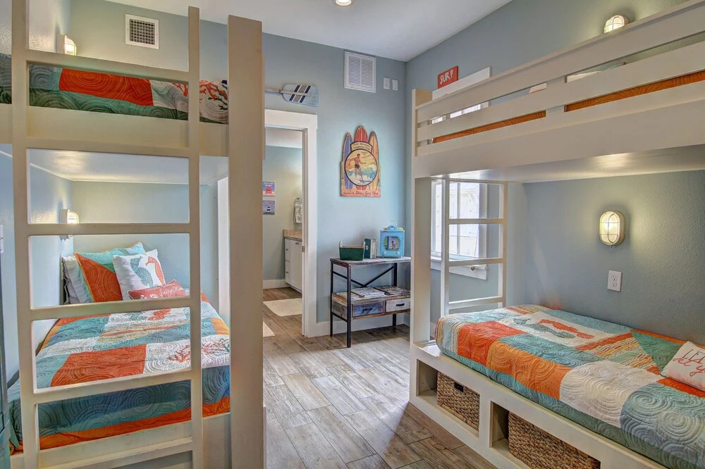 Watercolor Bungalow TC 2101