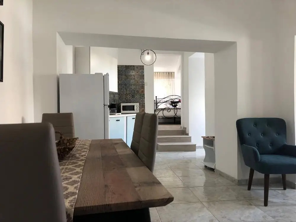 Katsikantaris Homes