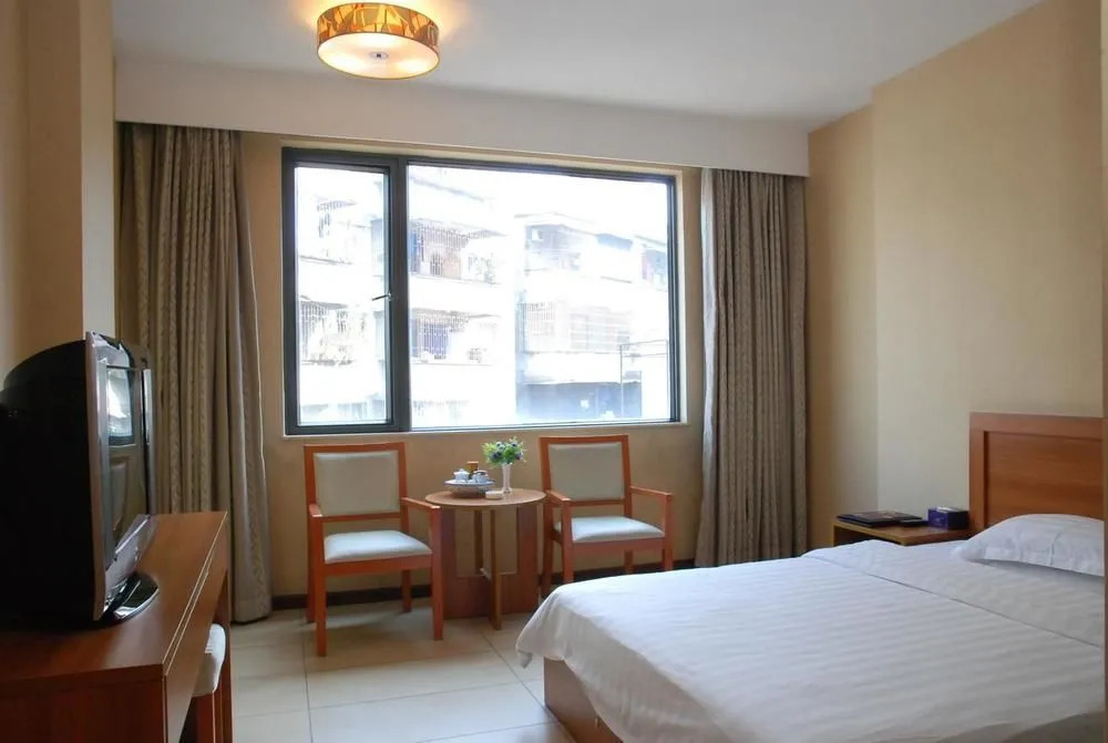 Huanying Living Hotel Shilong Branch
