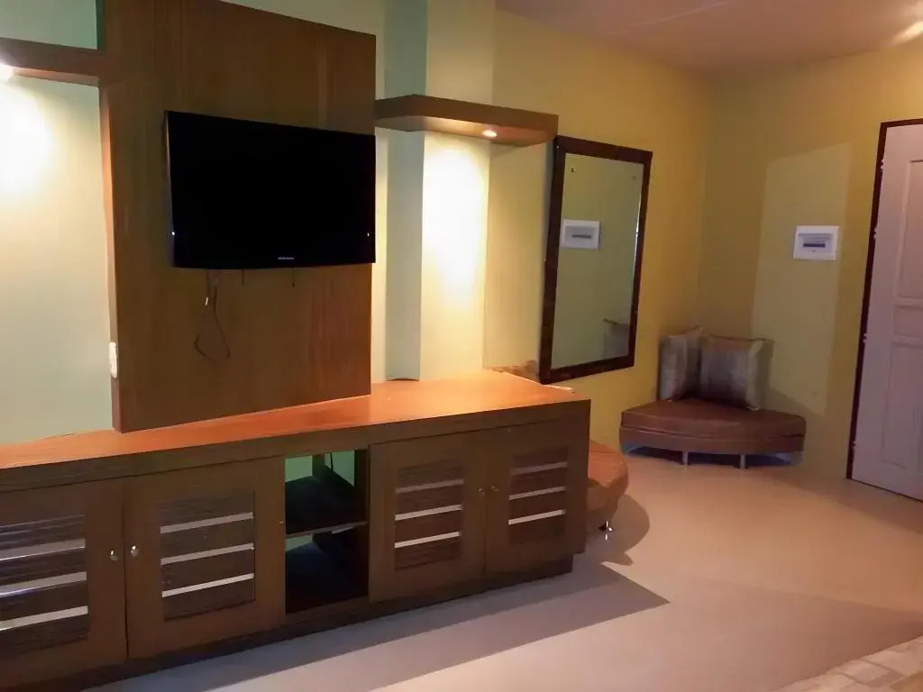 Urban Manor Hotel