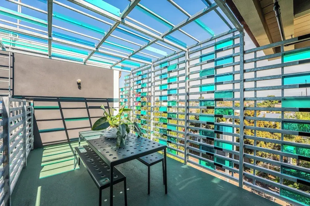 Hotel Narcissus
