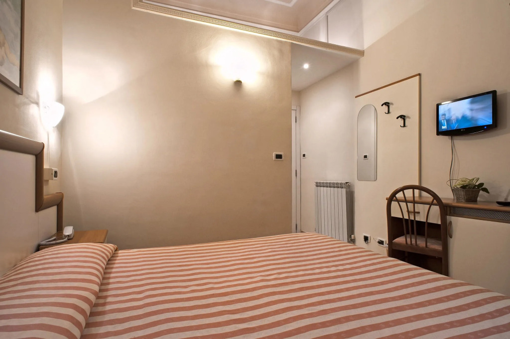 Via Marsaglia rooms