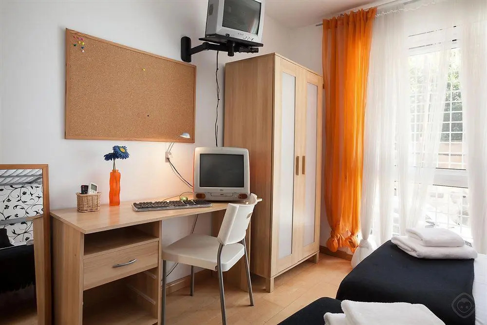 Gracia Apartments