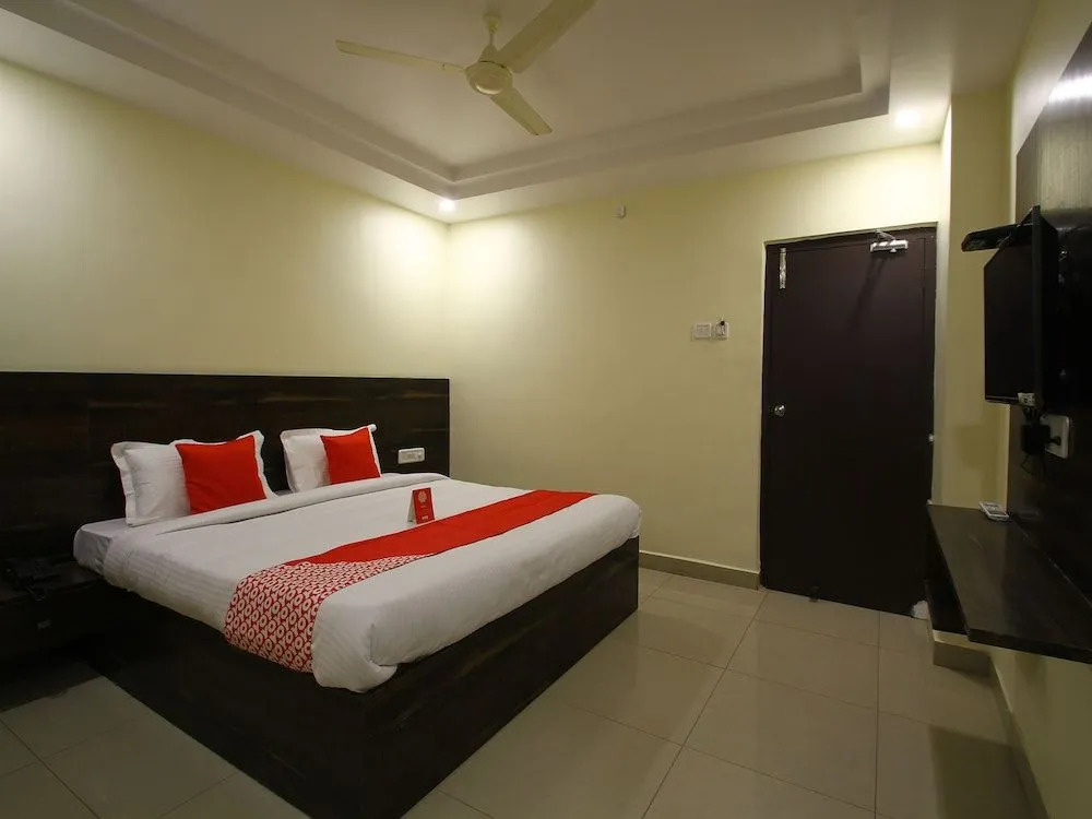Venkateshwara Mitra Residency by OYO Rooms