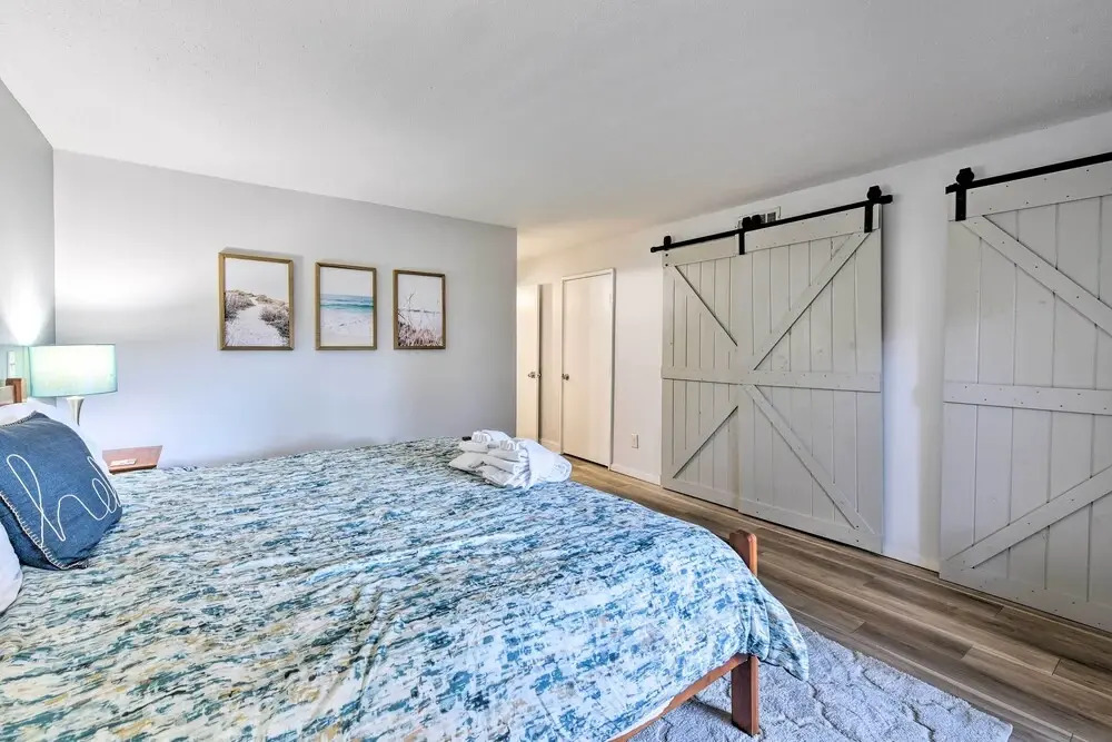 Pool Access + Pet Friendly: Condo in Hilton Head