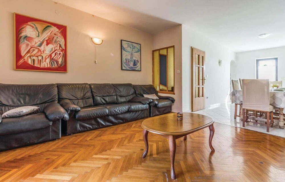 Beautiful Home in Banjole With Wifi and 3 Bedrooms