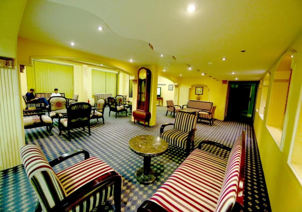 Al Iqbal Hotel