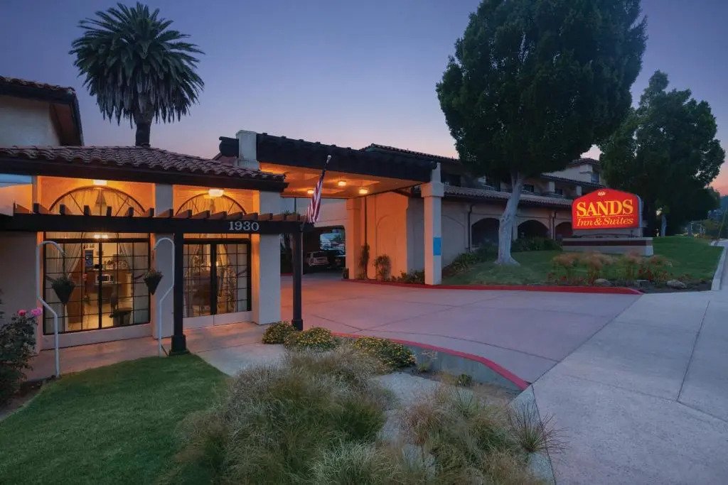 Sands Inn & Suites