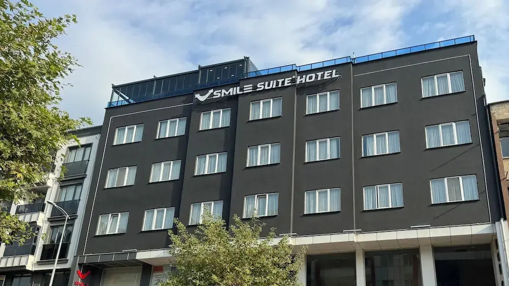 Smile Suite Hotel