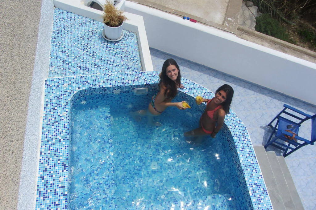 Roula Villa Studios & Apartments