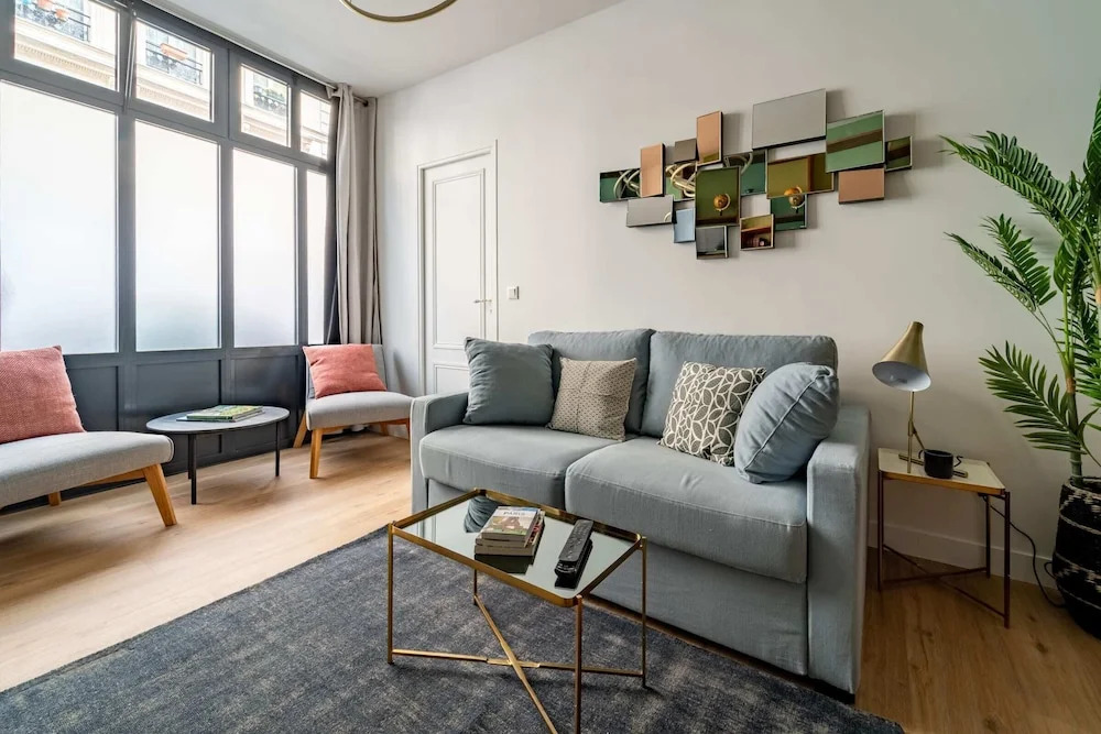 Beautiful 2-bedroom Apartment in South Pigalle