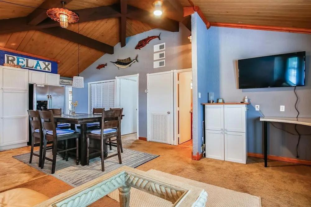 Barnacle Lodge