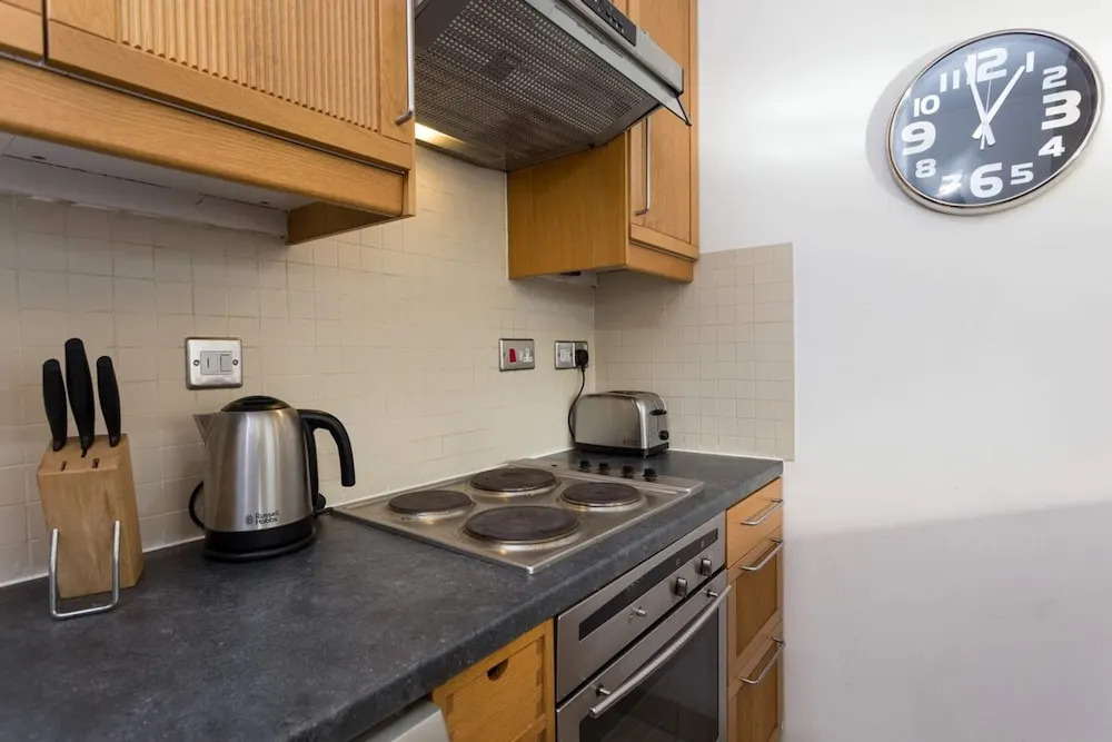 1 Bedroom Apartment in Notting Hill Accommodates 2